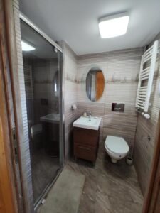 SEZATOAREA LUPILOR