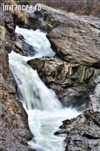 Cascada Putnei